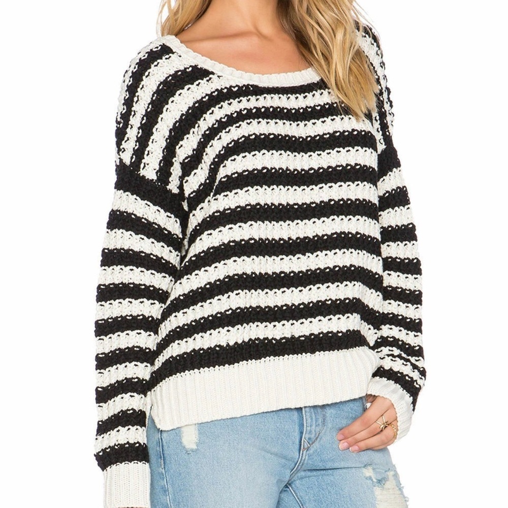 FREE PEOPLE‎ AT THE BEACH LONG SLEEVE PULLOVER SWEATER